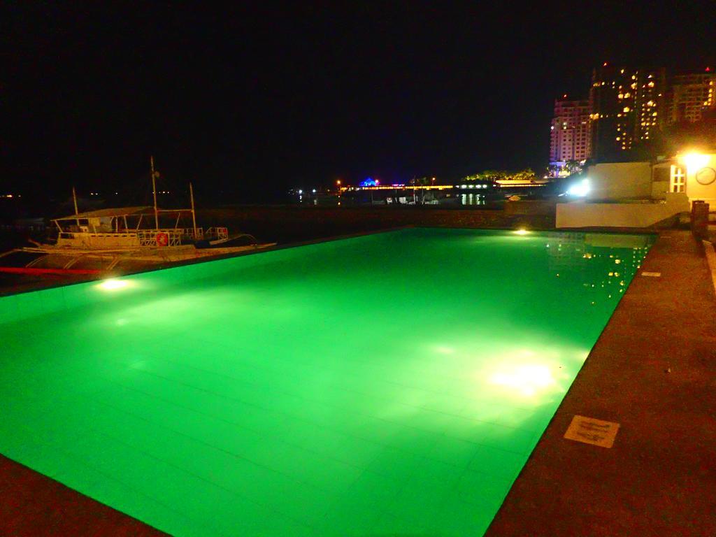 Aozora Seaside Mactan Otel Lapu-Lapu City Dış mekan fotoğraf