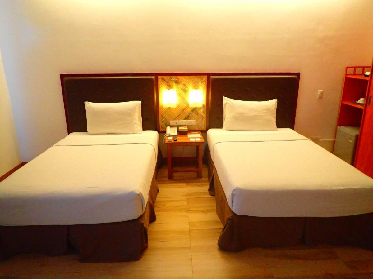 Aozora Seaside Mactan Otel Lapu-Lapu City Dış mekan fotoğraf